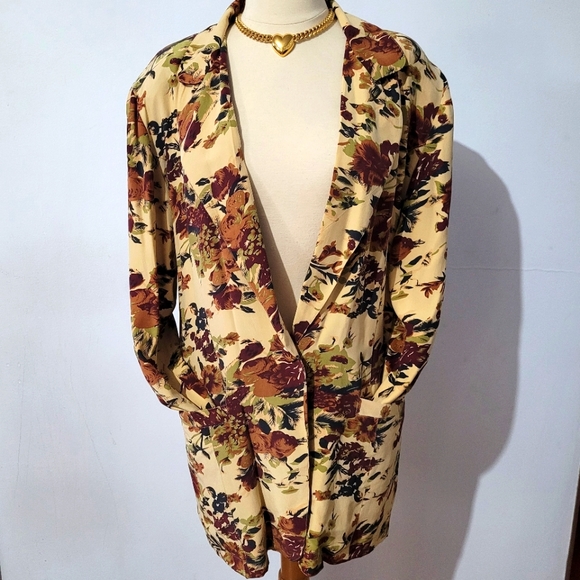 100% silk floral, lined blazer - Picture 6 of 6